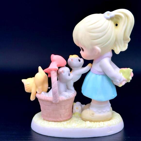 🐱 Precious Moments Girl with Kittens Figurine | Hand-Painted Collectible - Picture 2 of 3